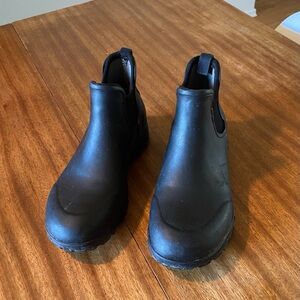BOGS black, size Men’s 7 US / Euro 40 / Women’s 8.5